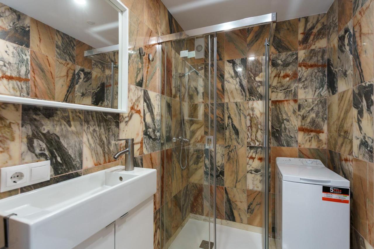 Malagasuite Carihuela Apartments 토레몰리노스 외부 사진