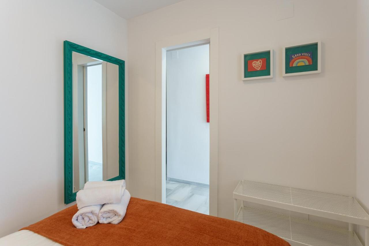 Malagasuite Carihuela Apartments 토레몰리노스 외부 사진