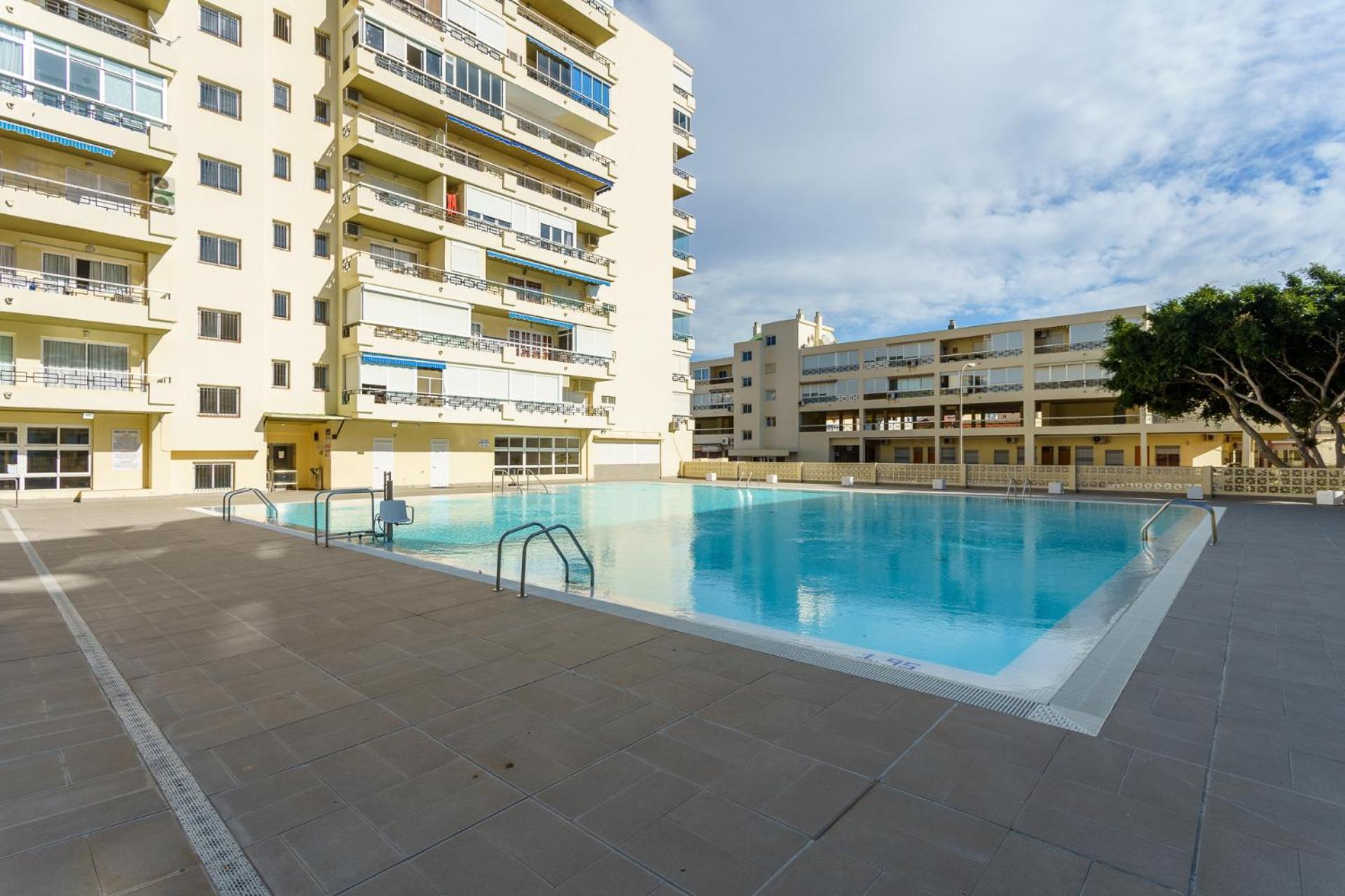 Malagasuite Carihuela Apartments 토레몰리노스 외부 사진